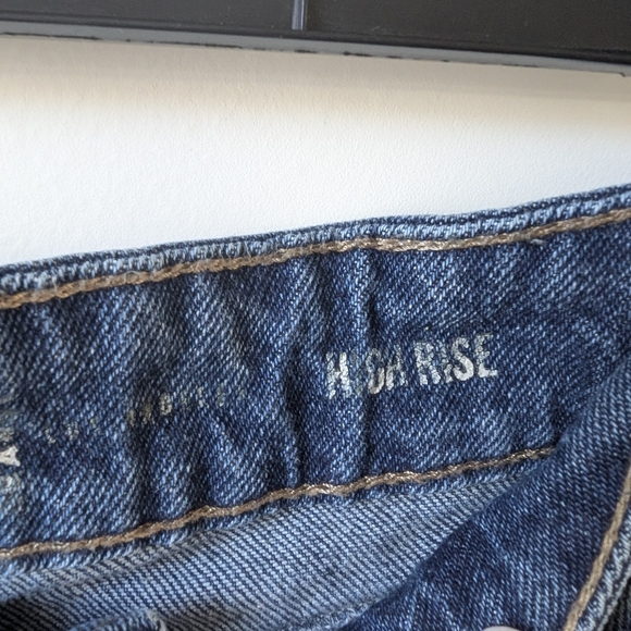 Rewash High Rise Ripped Straight Leg Jeans Size 28 US 7 - Picture 5 of 7